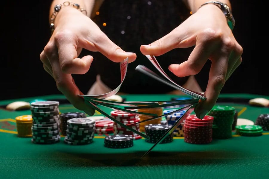 Những kỹ thuật chơi bài Poker hay giúp khả năng chiến thắng của bạn tăng cao