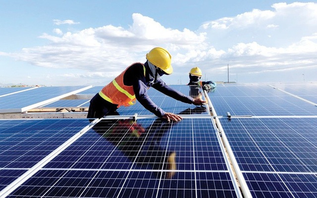 Bộ Công Thương đề xuất hỗ trợ cho điện mặt trời nhà "tự sản tự tiêu" | VTV.VN